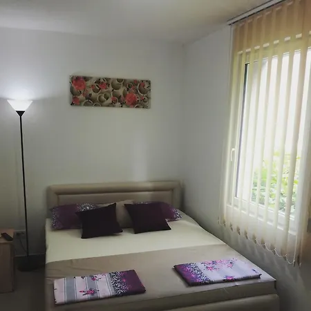 Apartmani Сутоморе Екстер'єр фото